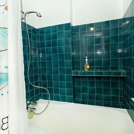 Saint Maur - Pere Lachaise Apartment